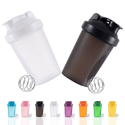 Logo del cliente Bagno per palestra 400ml 600ml Bagno per palestra Sport Bottiglia d'acqua Bicchiere di proteine di plastica