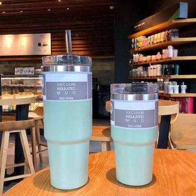 Colore personalizzato 20 oz / 30 oz Acciaio inossidabile Tazza d'acqua isolata con paglia per il fitness