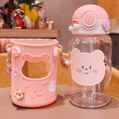 620ml portatile adesivo in 3D Bottiglia d'acqua di plastica Carina bottiglia orso per bambini e studenti