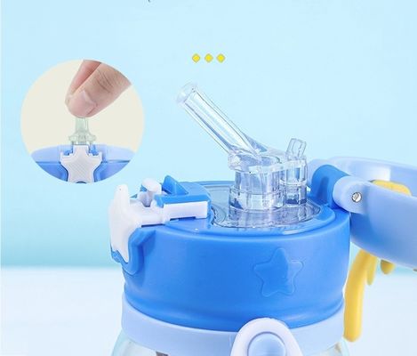 600ml Capacità Logo personalizzato Tazza di paglia di plastica trasparente per bambini