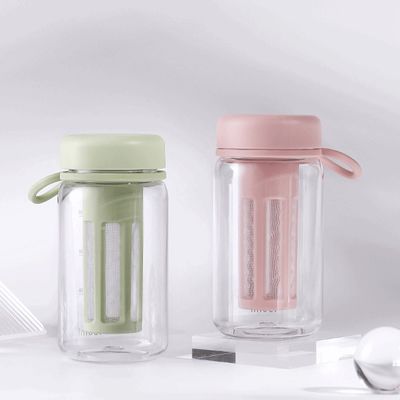450 ml 600 ml portabile, trasparente, senza BPA, bottiglia d'acqua in plastica di Tritano con bilancia per palestra