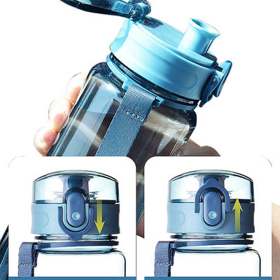 650ml Bottiglia di acqua potabile in plastica sportiva portatile con gallo 2023 Design Product