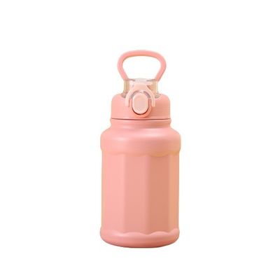 Sport all'aria aperta Tazza termo aspirata in acciaio inossidabile con 700 ml di grande capacità e paglia