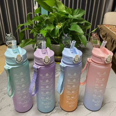 Ambientale BPA GRATUITO colore gradiente palestra motivazionale fitness sport Tritano bottiglia d'acqua set