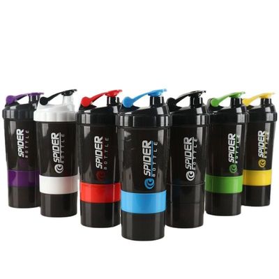 Unisex Custom Logo 500ml Bpa Free Shaker Bottle PP Milk Shake Cup Protein Powder Fitness Gym Sport Bottiglia d'acqua con palla di miscelazione