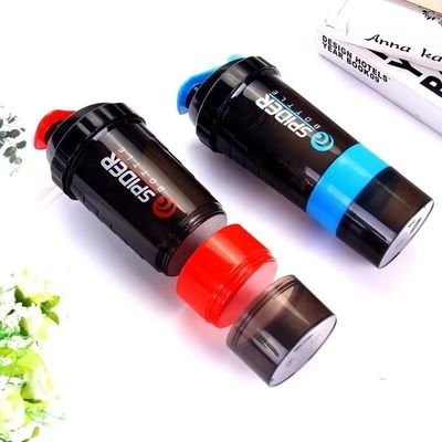 Unisex Custom Logo 500ml Bpa Free Shaker Bottle PP Milk Shake Cup Protein Powder Fitness Gym Sport Bottiglia d'acqua con palla di miscelazione
