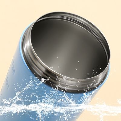 500ml e 750ml Gym Metal Stainless Steel Shaker Bottle con palla di miscelazione OEM accettato