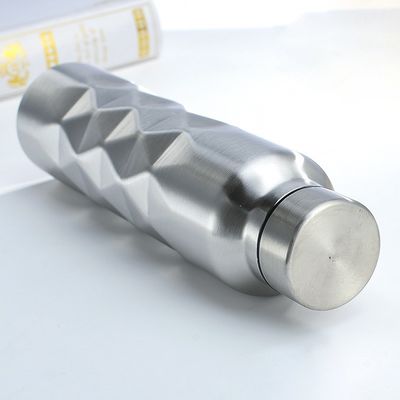 Metodo di flusso diretto dell'acqua potabile Tazza a vuoto da 1000 ml per recipienti in acciaio inossidabile