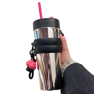 Tutte le persone interessate adorano questa tazza da caffè in acciaio inossidabile a doppia parete da 710 ml