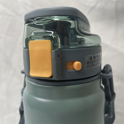 600 ml Flasca a vuoto con presa a mano Isolamento termico Bottiglia sportiva in acciaio inossidabile