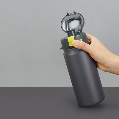 Tutte le persone applicabili Flasca a vuoto in polvere rivestita OEM Bottiglia d'acqua isolante per sport