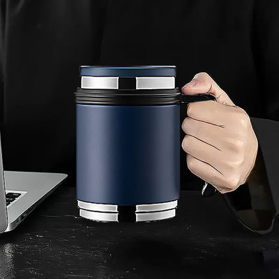 Tazza da caffè in acciaio inossidabile a doppia parete per tutte le stagioni con maniglia portatile