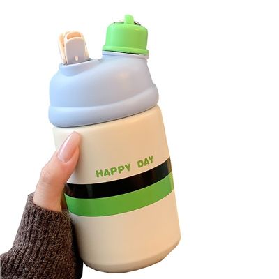 Bottiglia d'acqua portatile in acciaio inossidabile di 500 ml Capacità tazza di caffè isolato con paglia