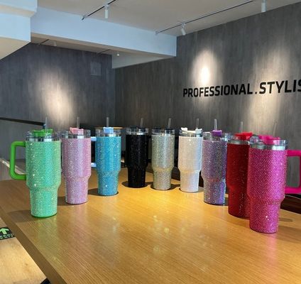 Tazza a doppia parete a colori freddi 300 ml/400 ml con coperchio con punteggio di diamanti
