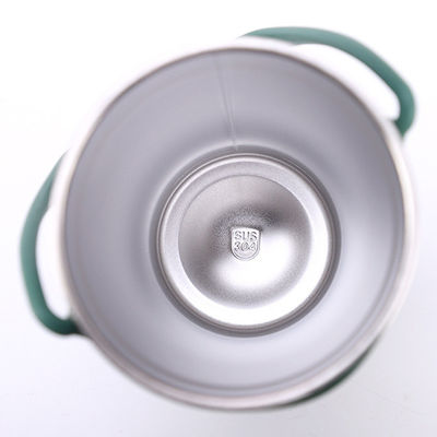 Mug di viaggio personalizzato in acciaio inossidabile con manica in silicone in stile americano