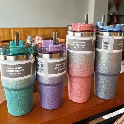 Tazza di caffè in acciaio inossidabile Tumbler Tazza isolante con coperchio per festa Tazza da campeggio
