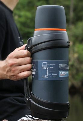 Termo di viaggio in acciaio inossidabile con capacità di 3200 ml e isolamento termico a lungo termine