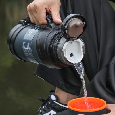 Termo di viaggio in acciaio inossidabile con capacità di 3200 ml e isolamento termico a lungo termine