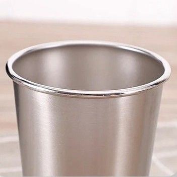 Migliora le tue attrezzature di campeggio con questo tumbler in acciaio inossidabile da 170ml/330ml/500ml