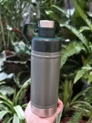Bottiglia d'acqua sportiva in acciaio inossidabile giallo Bpa senza vuoto 18oz 25oz bottiglie d'acqua