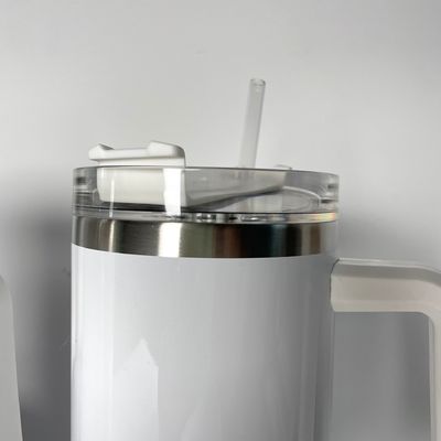 Tazza di viaggio isolata in acciaio inossidabile con maniglia con logo personalizzato più calda, colorata e sicura