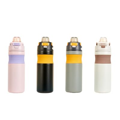 Tutte le persone applicabili Tazza dritta 580ML Sala da ginnastica Assorbente termosi isolati con paglia