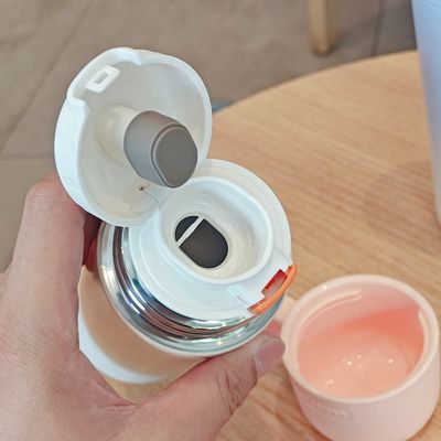 Bottiglia d'acqua per bambini in acciaio inossidabile da 500 ml Tazzina da tumbler carina con disegno e coperchio personalizzati