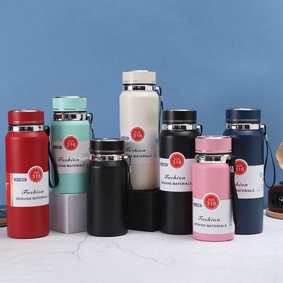 Bottiglia d'acqua isolante a vuoto in acciaio inossidabile con infusore di tè e sensore di temperatura