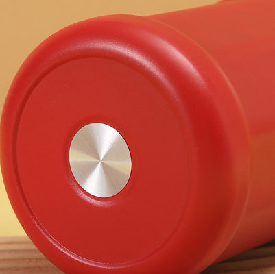 Termo isolante in acciaio inossidabile da 700 ml con coperchio di paglia sostenibile e tutto in uno