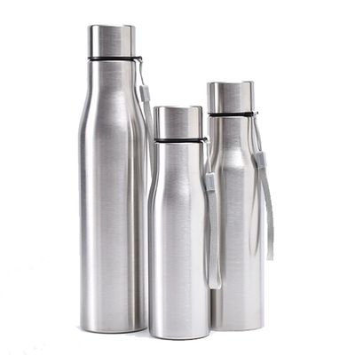 Bottiglia d'acqua cristallina per sport di plastica da 500 ml Perfetto per tutti i bisogni di bevande